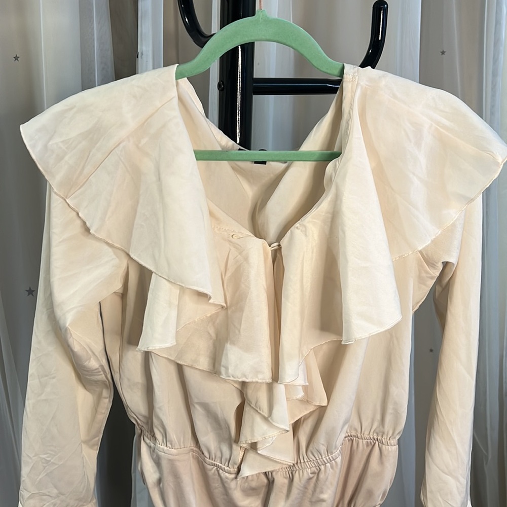 Ruffle Bodysuit - Picture 2 of 4